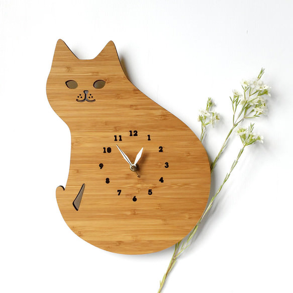 猫の壁掛け時計